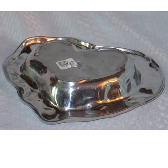 Corazon Vento 11" Handmade Silver Metal Heart Dish - Picture 8 of 8